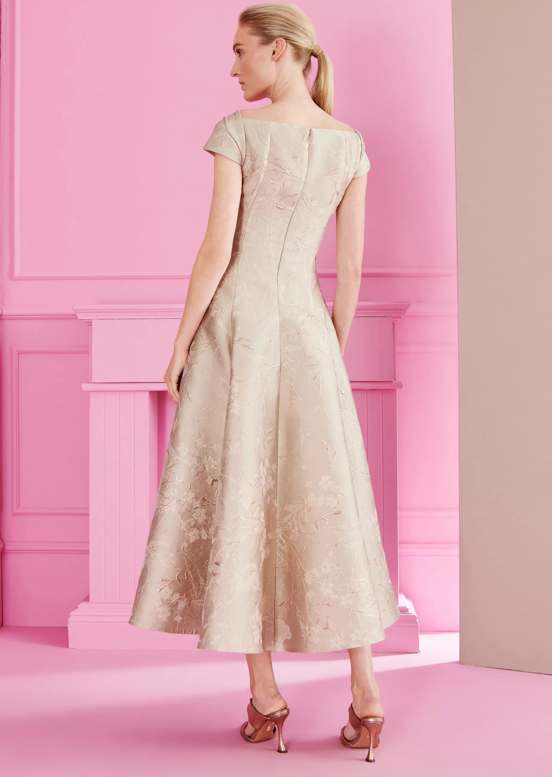 Flash Sale Talbot Runhof Midikleid Kobold2 Icegold