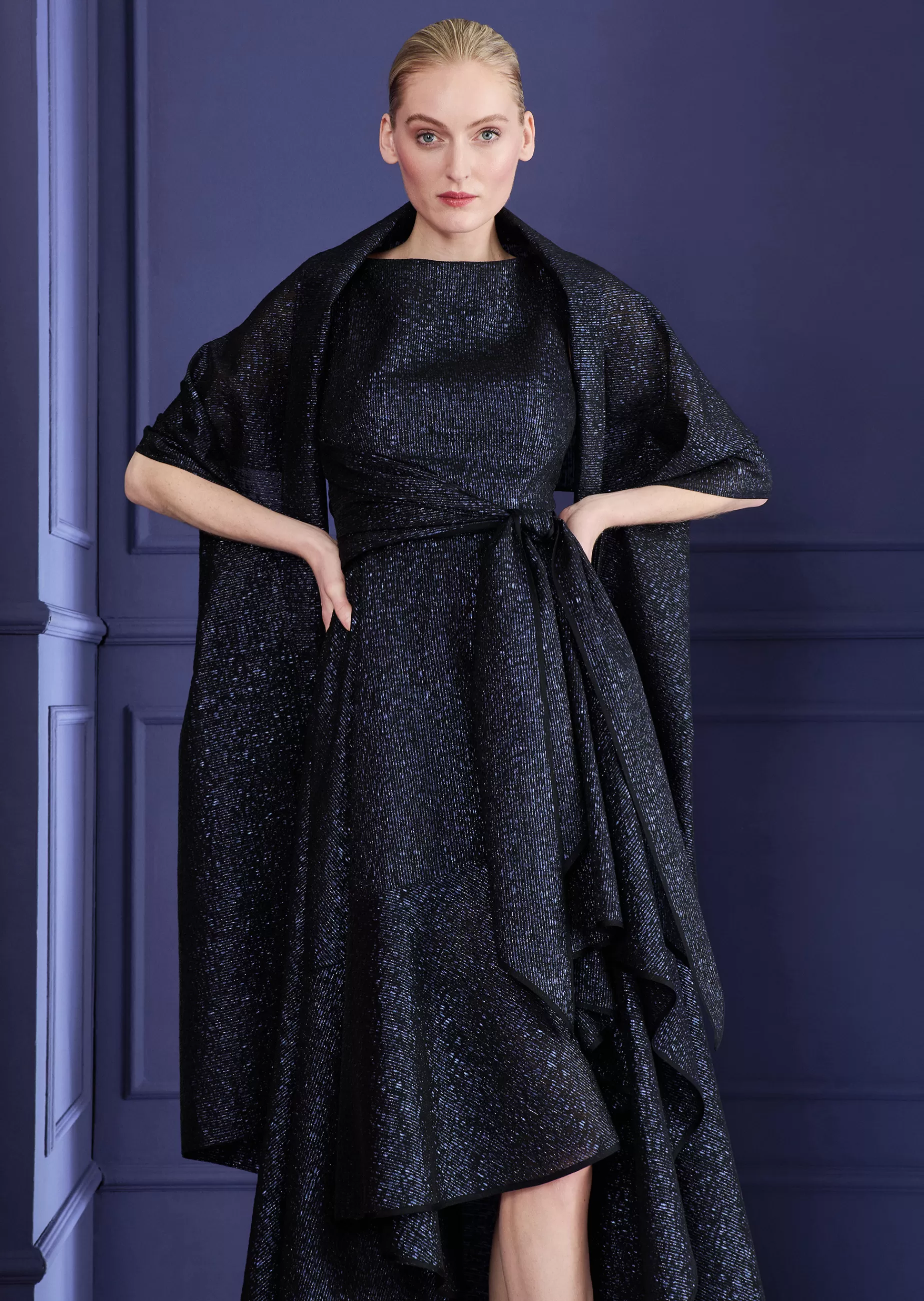 Fashion Talbot Runhof Stola Kitty9 Marineblau